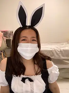 Snapshot of NATSUMI00 chatting on 10-31-25, 05:30 NATSUMI00 online show from 10-31-25, 05:30