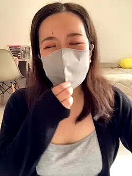 Snapshot of NATSUMI00 chatting on 11-04-25, 05:39 NATSUMI00 online show from 11-04-25, 05:39