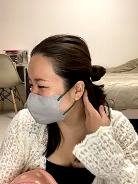 Snapshot of NATSUMI00 chatting on 11-08-25, 03:34 NATSUMI00 online show from 11-08-25, 03:34