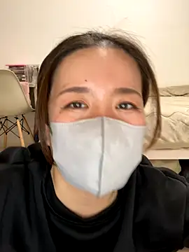 Snapshot of NATSUMI00 chatting on 11-12-25, 03:34 NATSUMI00 online show from 11-12-25, 03:34