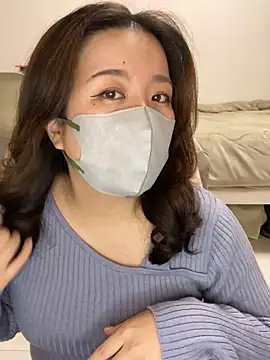 Snapshot of NATSUMI00 chatting on 11-15-25, 03:30 NATSUMI00 online show from 11-15-25, 03:30