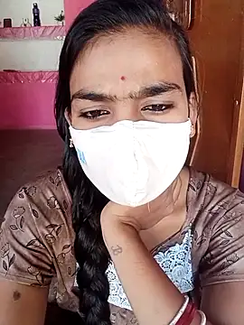 Snapshot of Sharmili_xx chatting on 09-25-25, 06:17 Sharmili xx online show from 09-25-25, 06:17