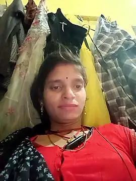 Snapshot of Punam_jindal chatting on 05-13-26, 01:47 Punam jindal online show from 05-13-26, 01:47