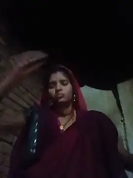 Snapshot of Punam_jindal chatting on 05-15-26, 02:57 Punam jindal online show from 05-15-26, 02:57