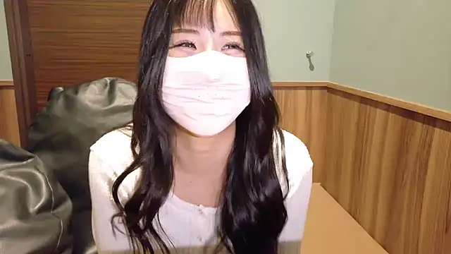 Ema-- online show from 11-04-25, 10:36