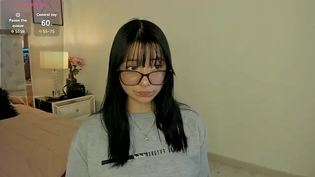 Zoe Xra online show from 06-11-26, 09:02