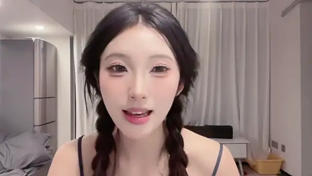 ZhaoZhao-ZM online show from 09-26-25, 01:04