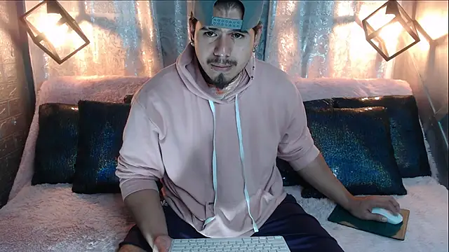 thiago bos online show from 10-22-25, 10:48