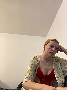 Snapshot of AnyaHellCat chatting on 11-01-25, 08:00 AnyaHellCat online show from 11-01-25, 08:00