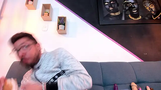 Snapshot of DanteWinter chatting on 10-10-25, 03:27 DanteWinter online show from 10-10-25, 03:27