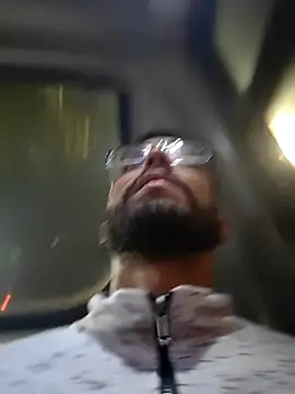 Snapshot of DanteWinter chatting on 10-22-25, 02:34 DanteWinter online show from 10-22-25, 02:34