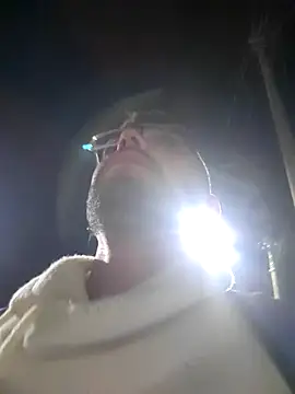 Snapshot of DanteWinter chatting on 10-24-25, 02:08 DanteWinter online show from 10-24-25, 02:08