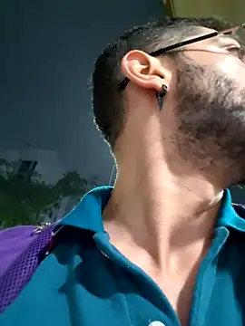 Snapshot of DanteWinter chatting on 11-04-25, 02:43 DanteWinter online show from 11-04-25, 02:43