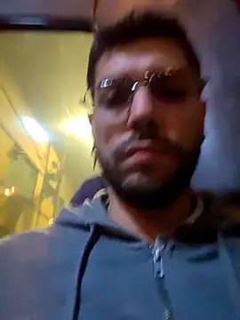 Snapshot of DanteWinter chatting on 11-15-25, 02:20 DanteWinter online show from 11-15-25, 02:20