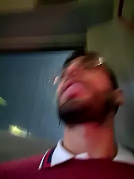 Snapshot of DanteWinter chatting on 11-21-25, 02:21 DanteWinter online show from 11-21-25, 02:21