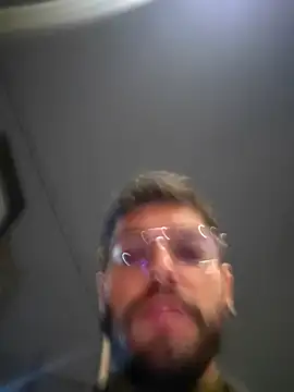 Snapshot of DanteWinter chatting on 11-24-25, 02:44 DanteWinter online show from 11-24-25, 02:44