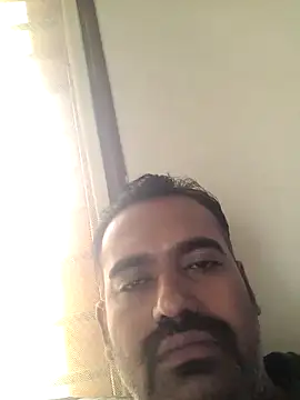 Snapshot of roshankakol chatting on 11-29-25, 04:37 roshankakol online show from 11-29-25, 04:37