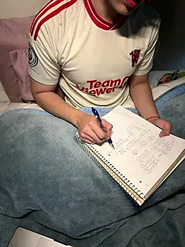 Pikachu19yo online show from 01-11-26, 10:04