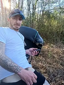 Snapshot of Mrluckstick chatting on 03-09-26, 09:41 Mrluckstick online show from 03-09-26, 09:41