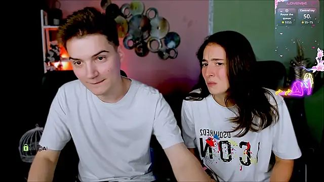 Snapshot of danny_cool chatting on 09-19-25, 08:09 danny cool online show from 09-19-25, 08:09