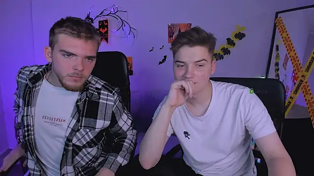 Snapshot of danny_cool chatting on 11-02-25, 08:11 danny cool online show from 11-02-25, 08:11