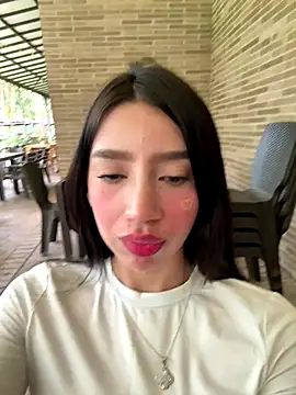 Snapshot of Min_junn chatting on 10-03-25, 08:39 Min junn online show from 10-03-25, 08:39