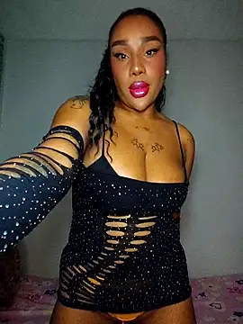 Queen Amara online show from 01-14-26, 03:56