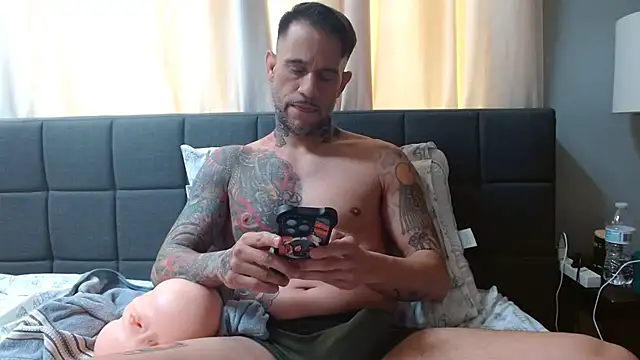 SexyFitDaddyy online show from 03-28-26, 07:35