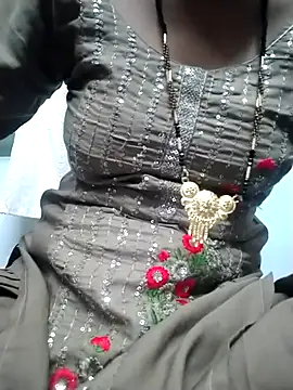 Snapshot of Komal-Rajput chatting on 09-19-25, 10:05 Komal-Rajput online show from 09-19-25, 10:05