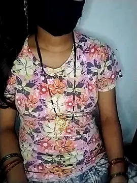 Snapshot of Komal-Rajput chatting on 10-04-25, 05:44 Komal-Rajput online show from 10-04-25, 05:44