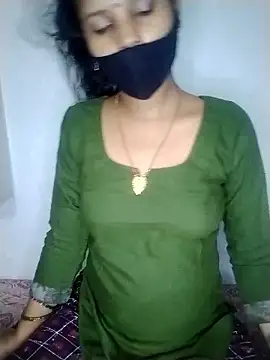 Snapshot of Komal-Rajput chatting on 10-31-25, 06:20 Komal-Rajput online show from 10-31-25, 06:20