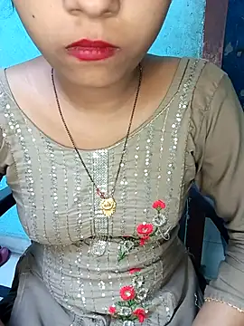 Snapshot of Komal-Rajput chatting on 11-11-25, 10:15 Komal-Rajput online show from 11-11-25, 10:15