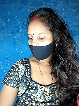 Snapshot of Komal-Rajput chatting on 11-24-25, 05:40 Komal-Rajput online show from 11-24-25, 05:40