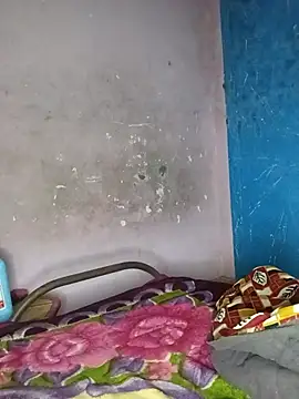 Snapshot of Komal-Rajput chatting on 12-04-25, 04:16 Komal-Rajput online show from 12-04-25, 04:16