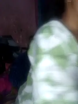 Snapshot of Komal-Rajput chatting on 12-17-25, 04:24 Komal-Rajput online show from 12-17-25, 04:24