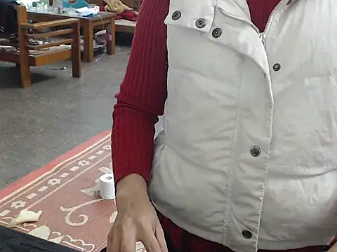 Ami 8x online show from 11-30-25, 02:10