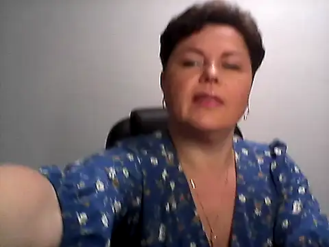 EllaLove2277 online show from 11-17-25, 03:51