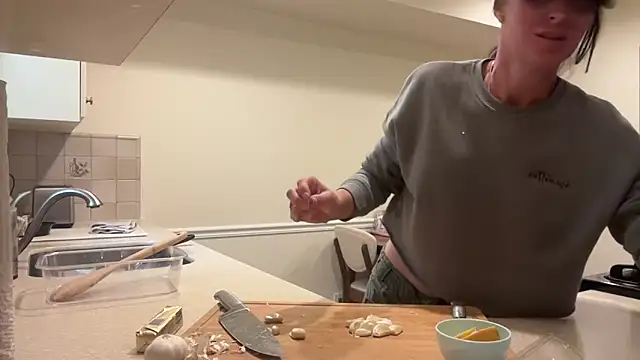 NurseStephania online show from 09-27-25, 09:53