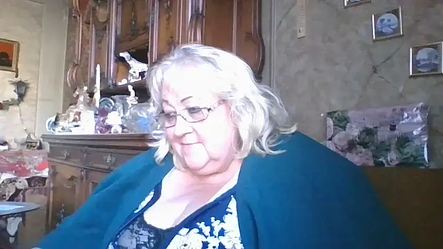 Snapshot of Lala-Love56 chatting on 09-26-25, 02:32 Lala-Love56 online show from 09-26-25, 02:32