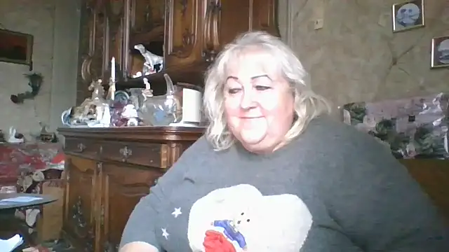 Snapshot of Lala-Love56 chatting on 09-30-25, 09:14 Lala-Love56 online show from 09-30-25, 09:14