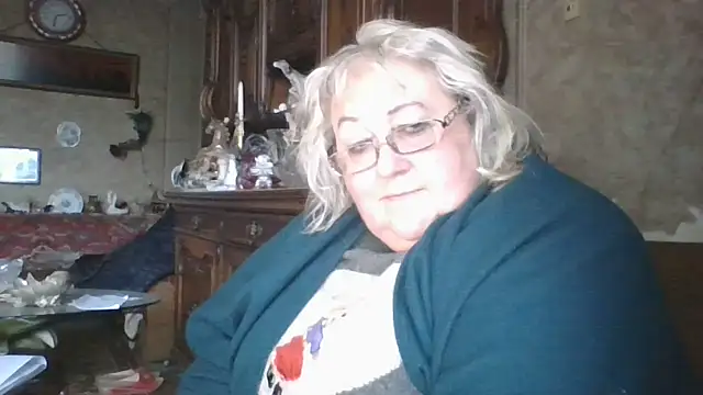 Snapshot of Lala-Love56 chatting on 10-09-25, 11:30 Lala-Love56 online show from 10-09-25, 11:30