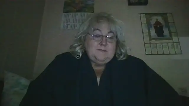 Snapshot of Lala-Love56 chatting on 10-20-25, 08:09 Lala-Love56 online show from 10-20-25, 08:09