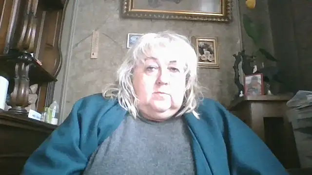 Snapshot of Lala-Love56 chatting on 11-09-25, 12:36 Lala-Love56 online show from 11-09-25, 12:36