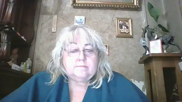 Lala-Love56 online show from 12-17-25, 07:09