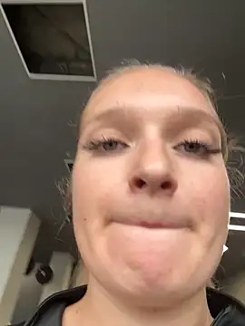 Bellatrisssaa online show from 09-29-25, 11:26