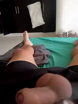 alejos81 online show from 10-19-25, 08:42