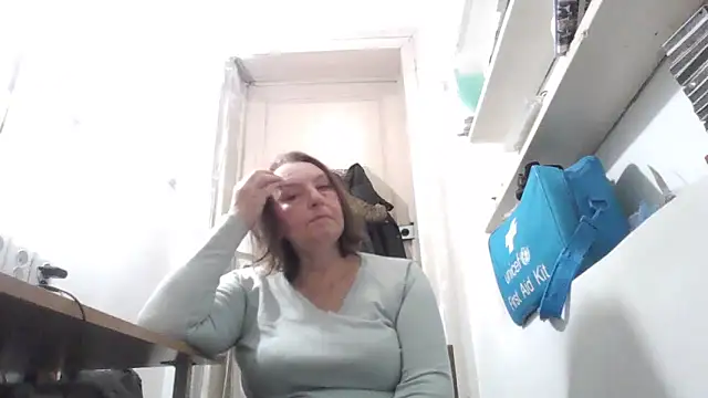 AnnaLive570 online show from 04-23-26, 12:29