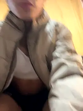 Snapshot of 0anonimo_bottom1 chatting on 10-09-25, 11:41 0anonimo bottom1 online show from 10-09-25, 11:41