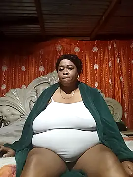 BUSTY QUEEEN online show from 10-16-25, 07:48