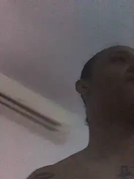 Snapshot of elpeluchenegroxxx3 chatting on 05-21-26, 03:46 elpeluchenegroxxx3 online show from 05-21-26, 03:46